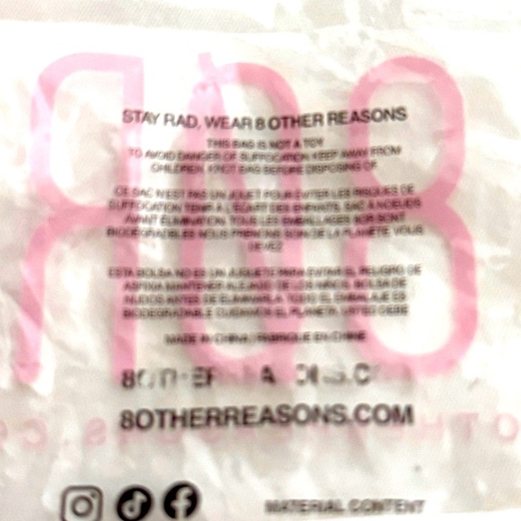 ✨ Edgy 8 Other Reasons - Set of 5 Gold Beaded Bracelets - Brand New in Package✨ - Picture 7 of 14